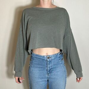 American Eagle Cropped Green Crewneck Hoodie Size Small